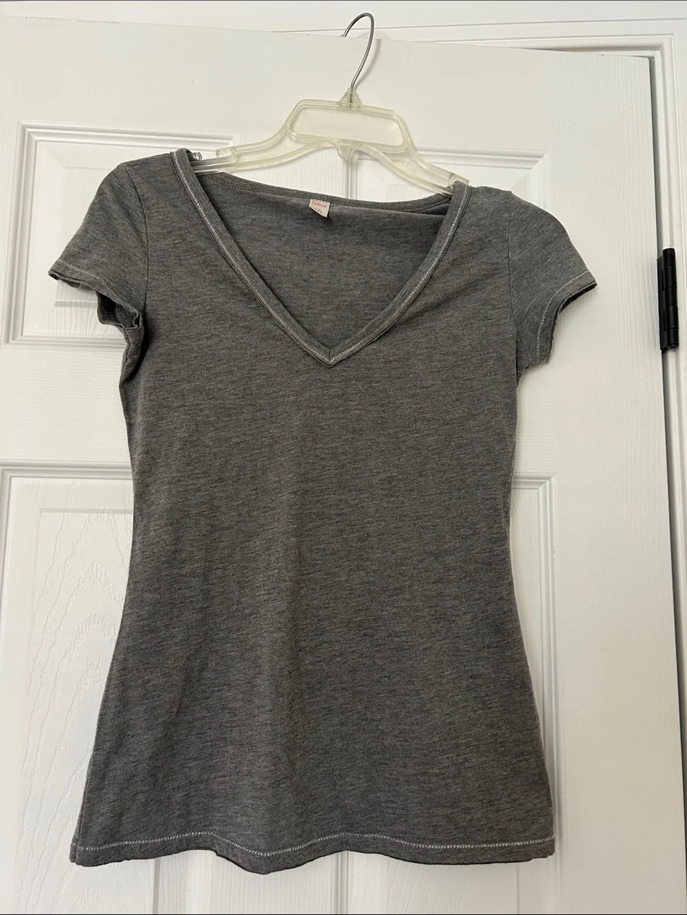 flirtitude Gray V-Neck Short Sleeve Tee